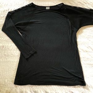 Athletic long sleeve